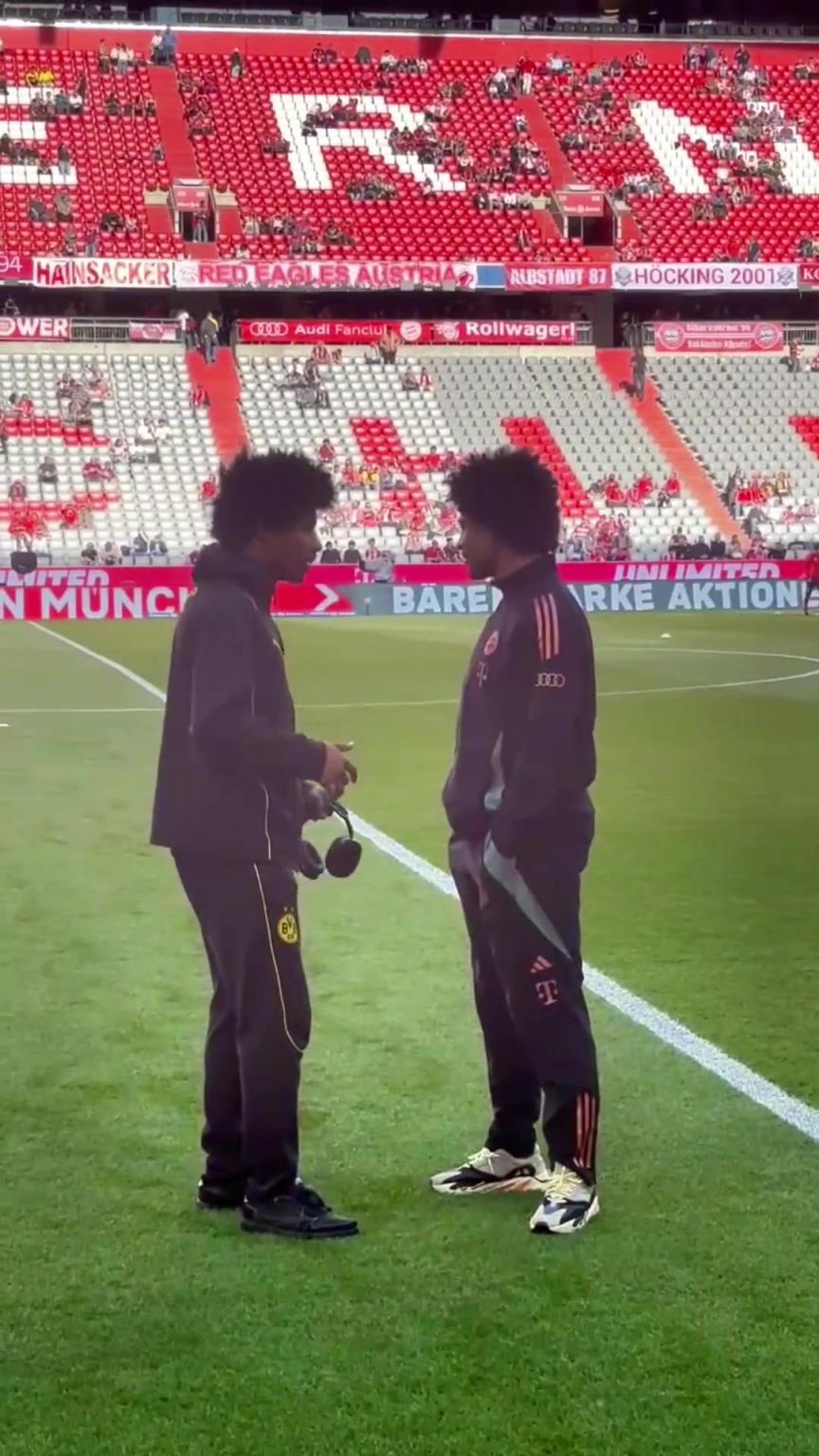 一模一樣的蓬蓬頭！一時分不清阿德耶米和格納布里了！