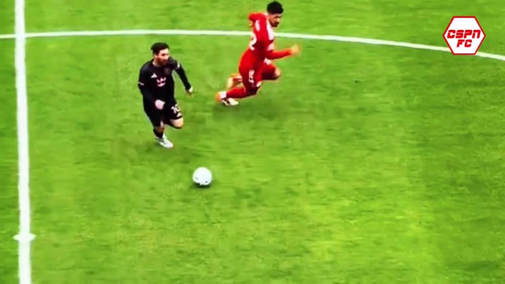 球王的影響力！實(shí)拍：全場(chǎng)6.2萬(wàn)觀(guān)眾高呼梅西是什么效果？